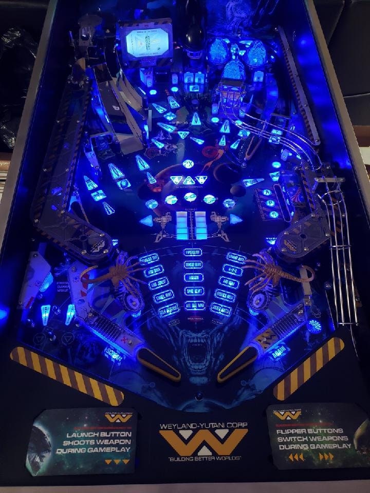 Aliens 5 Piece Set