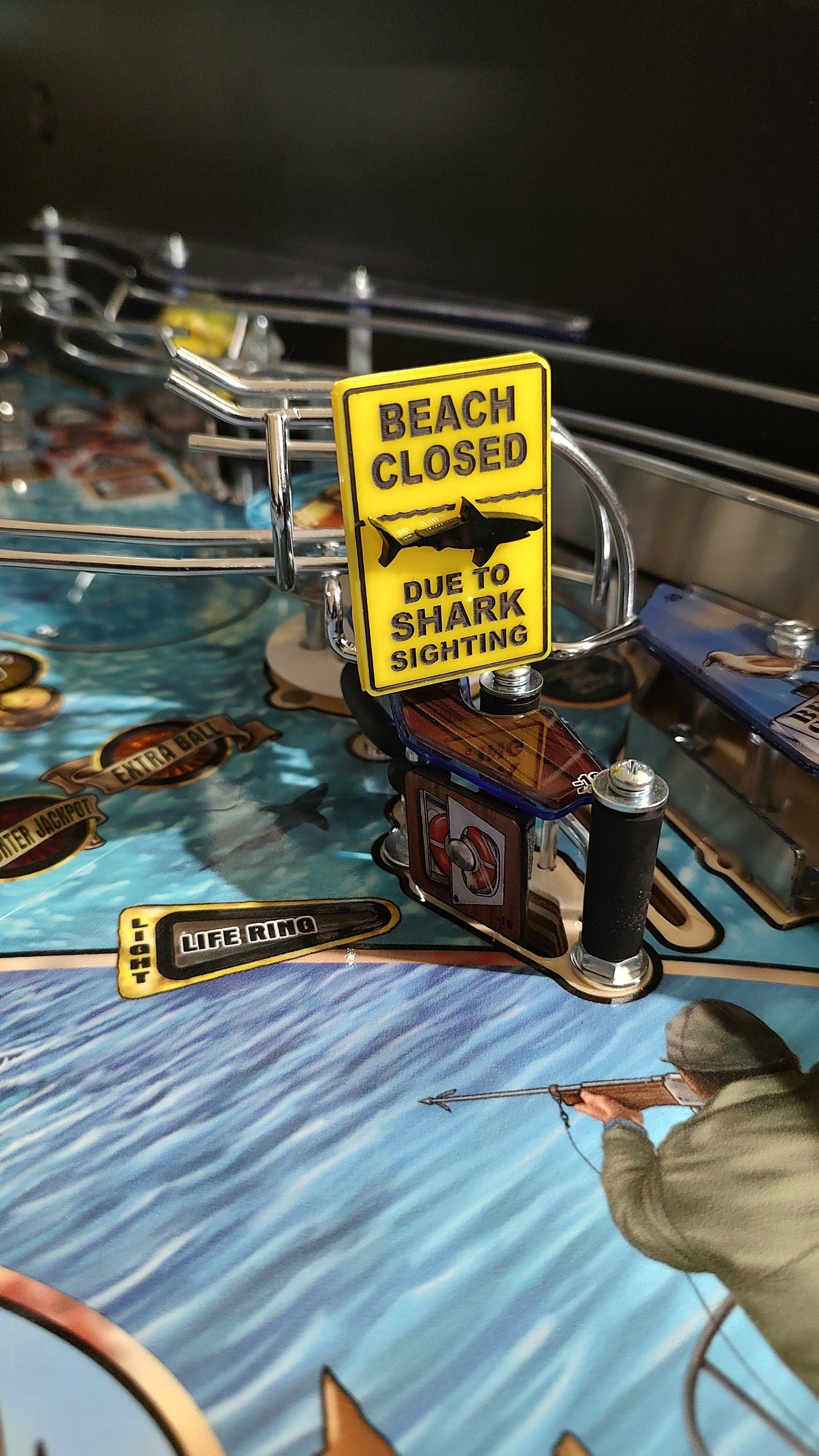 Jaws Pinball Beach Closed Sign