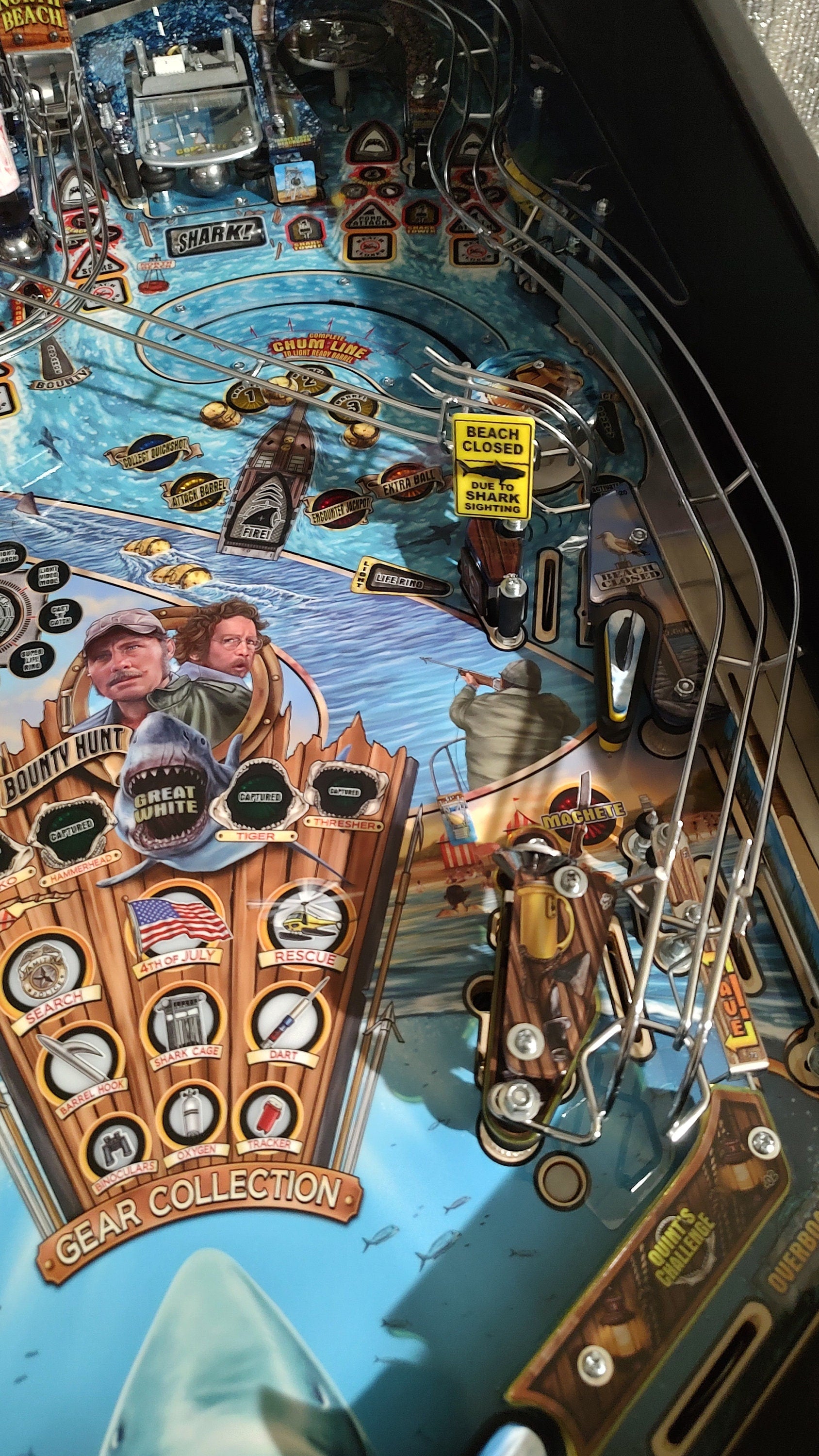 Jaws Pinball Beach Closed Sign