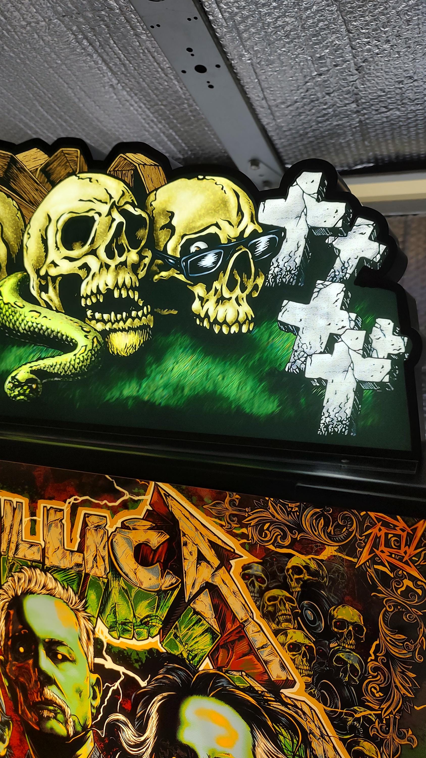 Stern Metallica Remastered Skull Topper